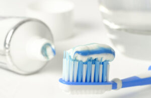 dentista toothpaste bluebrush