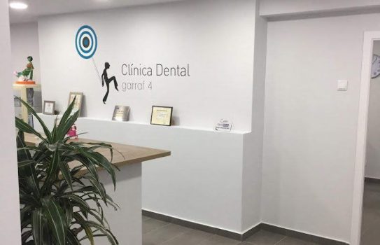 clínica dental cornella de llobregat