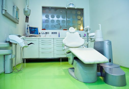 box 2 clinica dental madrid smiling